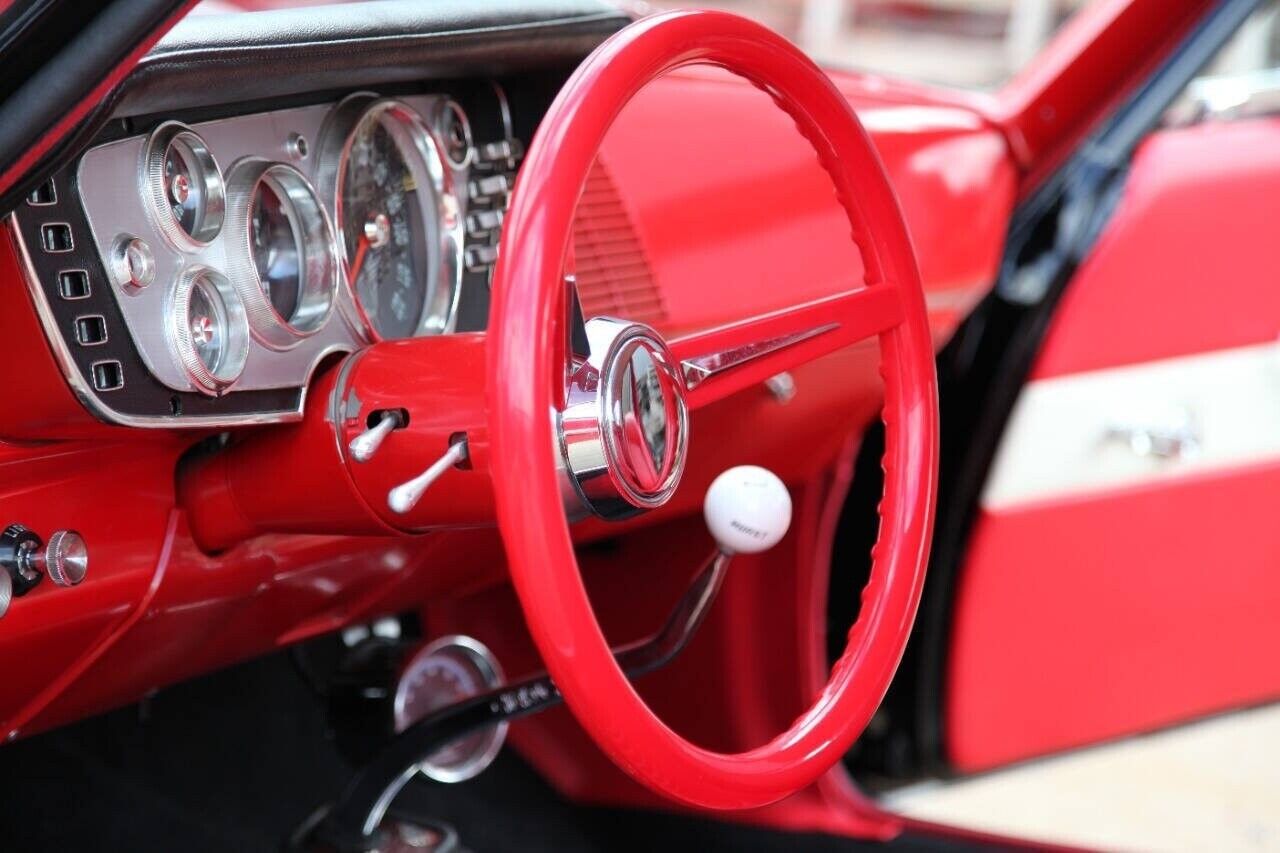 Plymouth-Savoy-Coupe-1963-Black-Red-64374-7