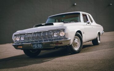 Plymouth-Savoy-Coupe-1964-White-Red-1646-3