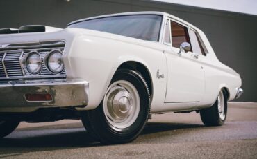 Plymouth-Savoy-Coupe-1964-White-Red-1646-4