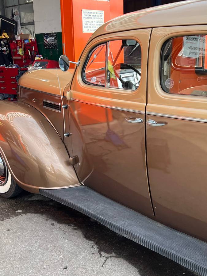 Plymouth-Sedan-1939-custom-28163-6