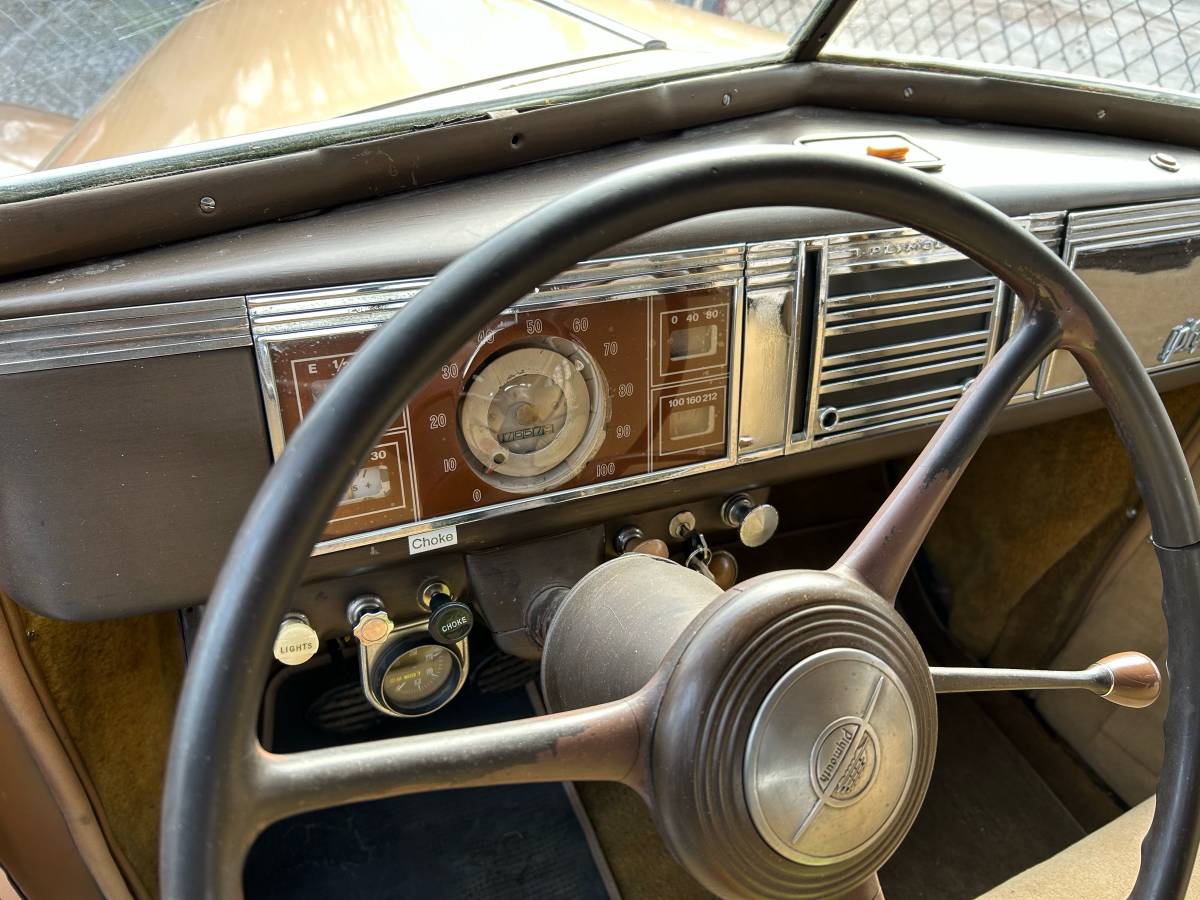 Plymouth-Sedan-1939-custom-28163-9