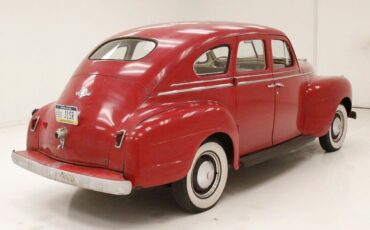 Plymouth-Special-Deluxe-Berline-1941-Red-Beige-20458-3