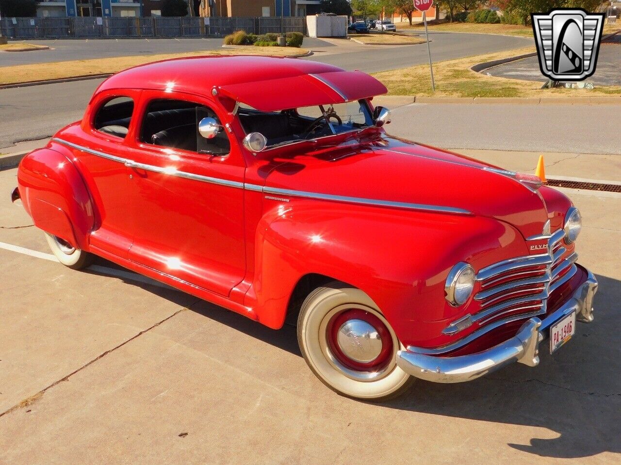 Plymouth-Special-Deluxe-Coupe-1946-Red-Black-12038-4