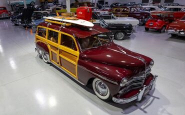 Plymouth-Special-Deluxe-Station-Wagon-Woody-Break-1949-Burgundy-Caramel-28093-7