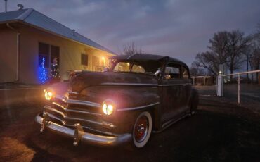 Plymouth-Special-deluxe-1948-160932-3