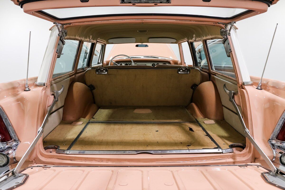 Plymouth-Suburban-Sport-Break-1956-Pink-beige-17247-17