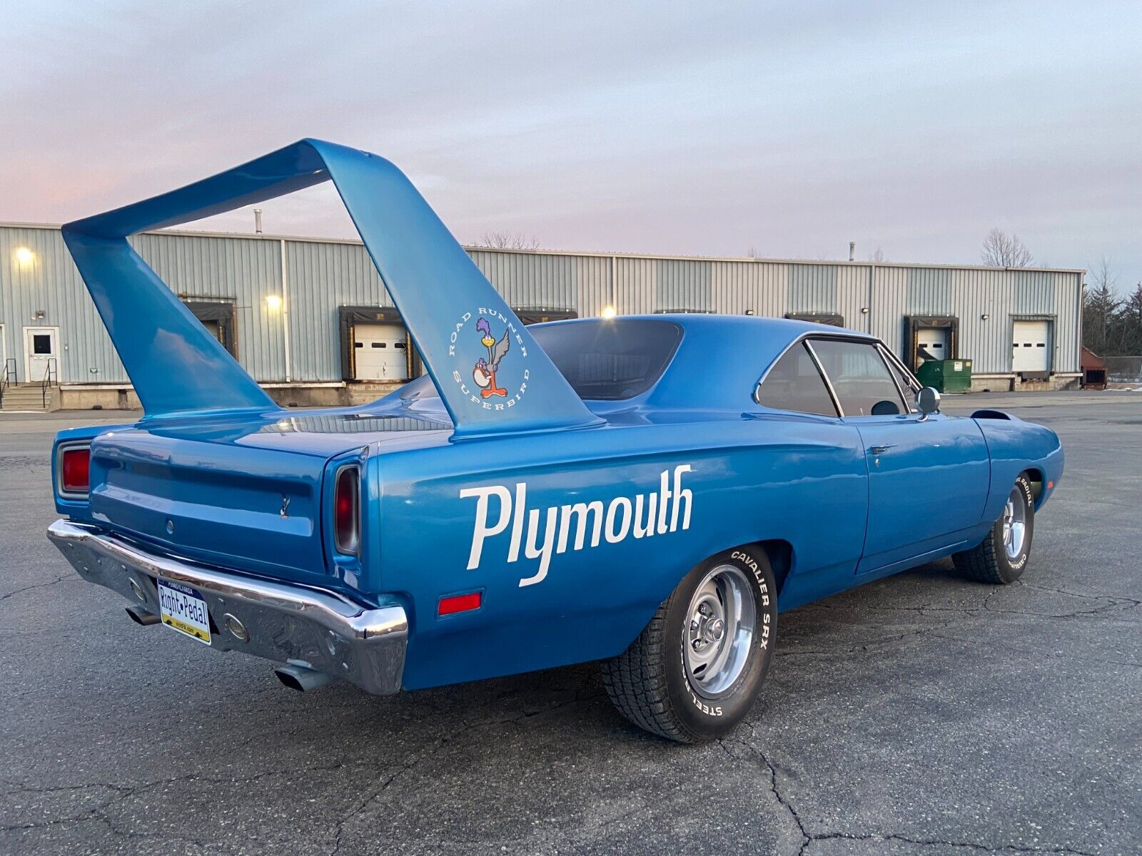 Plymouth-Superbird-Coupe-1970-Blue-Black-99999-10