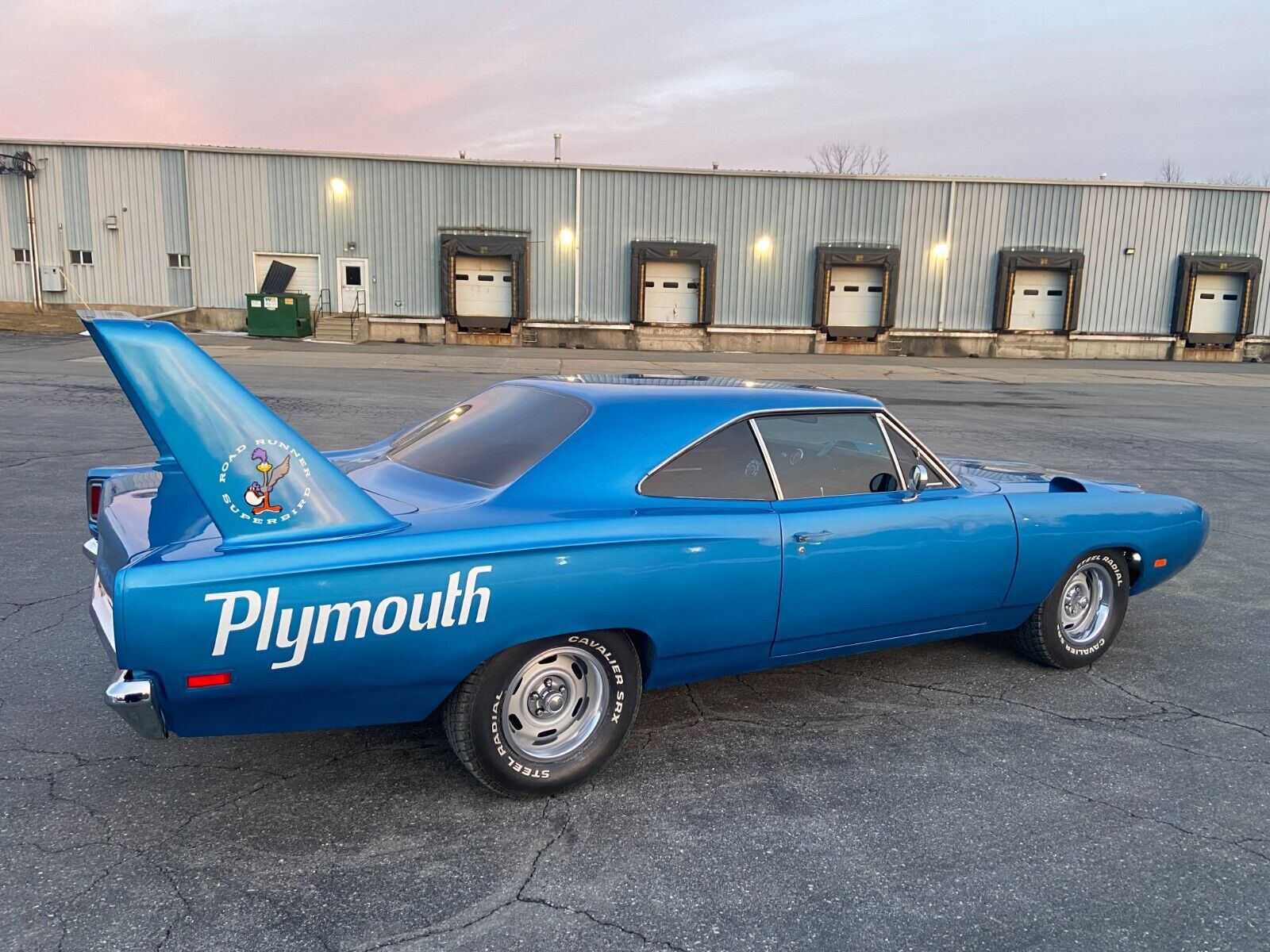 Plymouth-Superbird-Coupe-1970-Blue-Black-99999-11