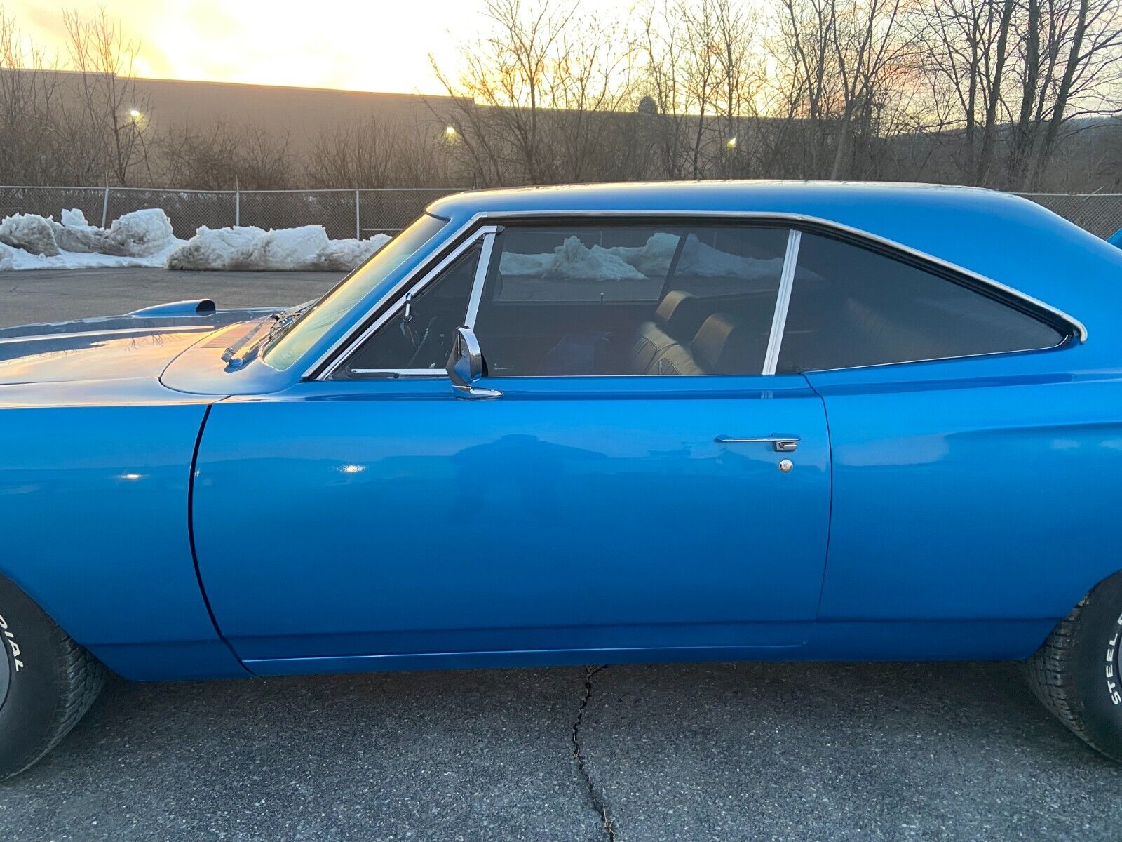 Plymouth-Superbird-Coupe-1970-Blue-Black-99999-20