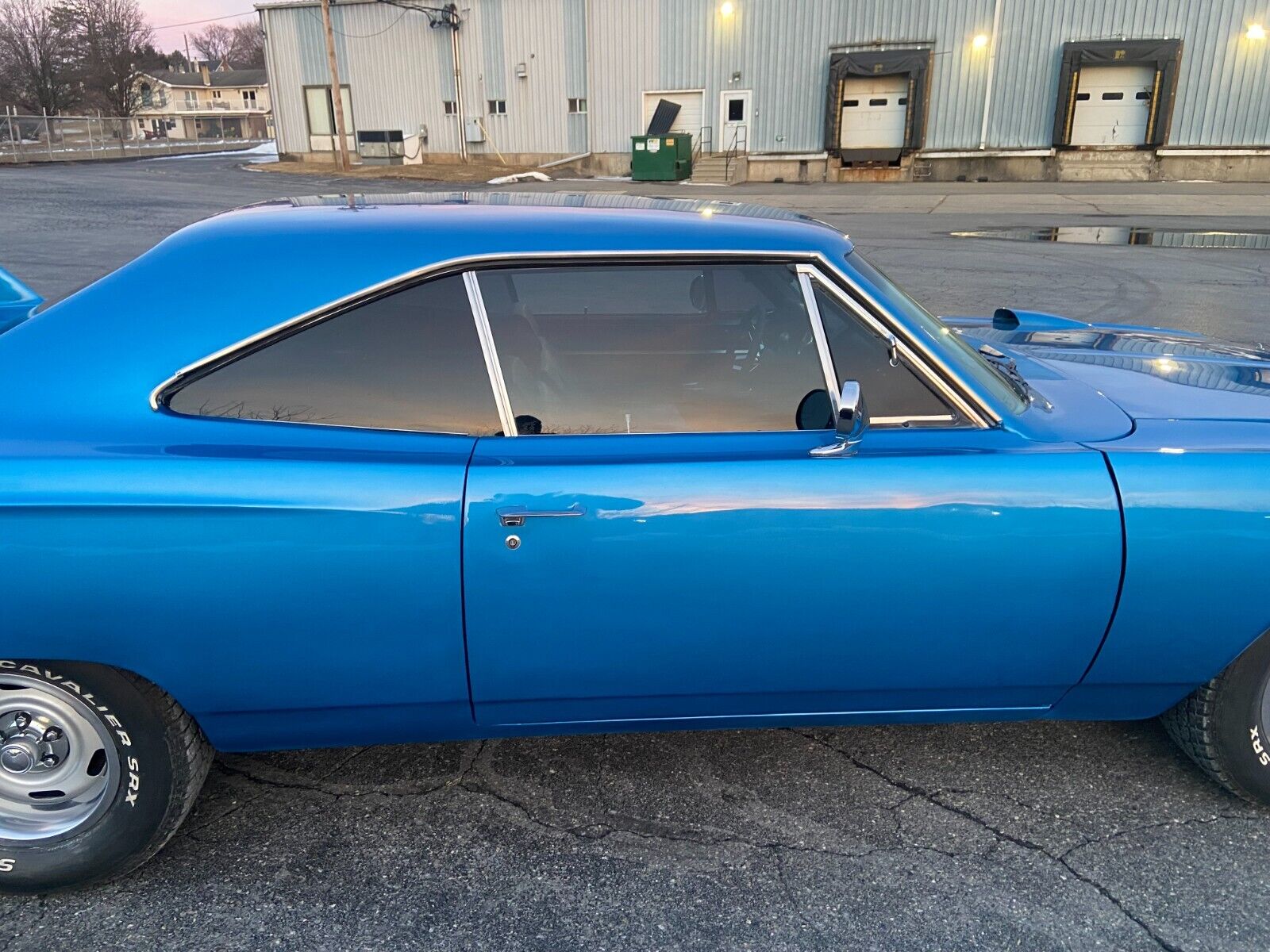 Plymouth-Superbird-Coupe-1970-Blue-Black-99999-24