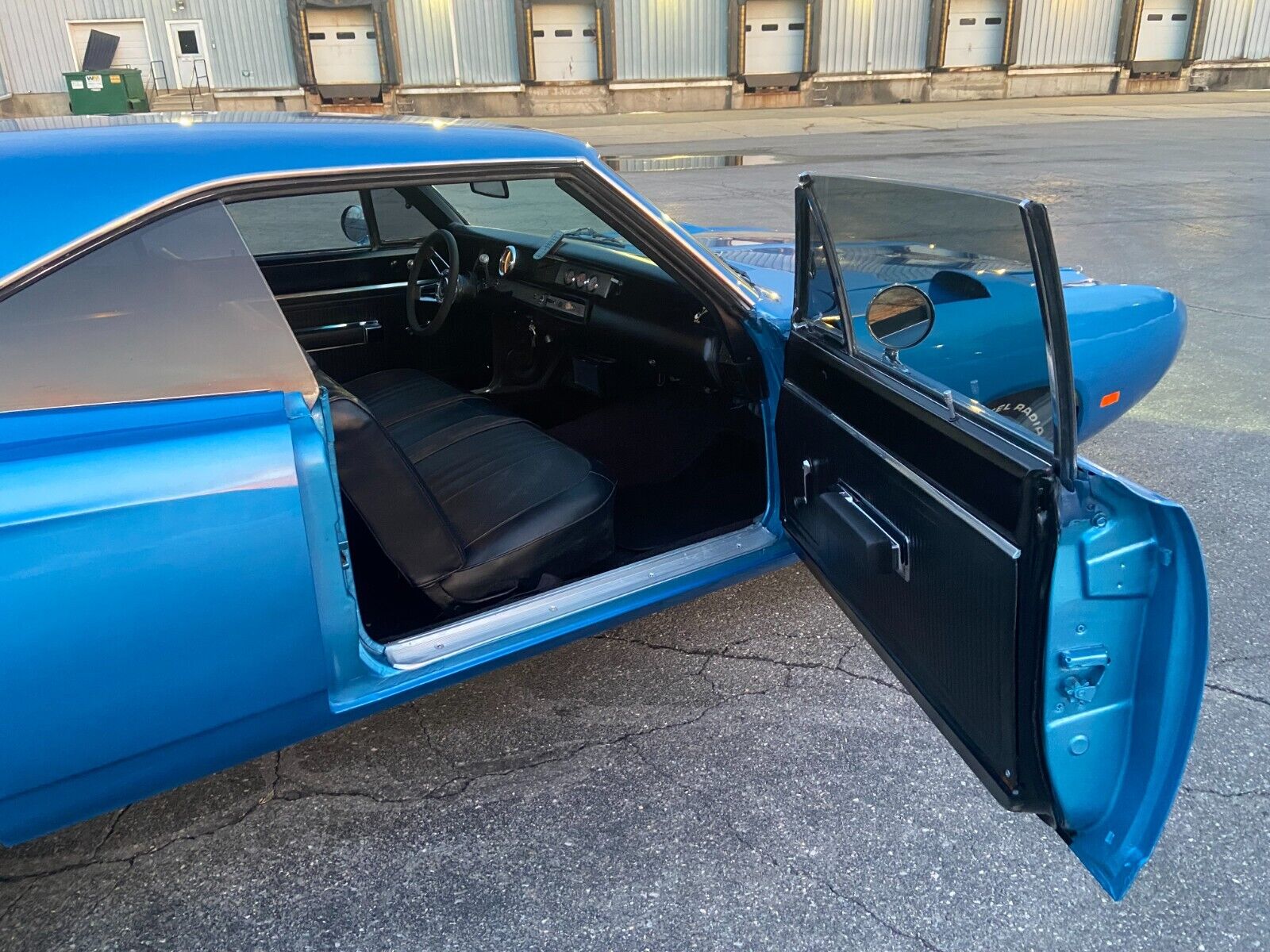 Plymouth-Superbird-Coupe-1970-Blue-Black-99999-31