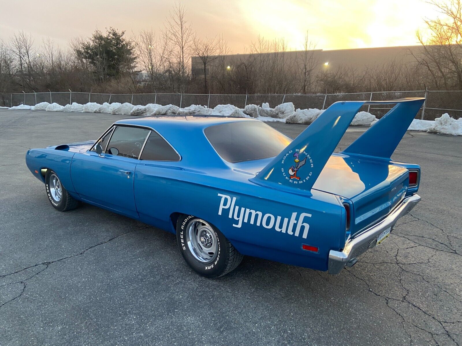 Plymouth-Superbird-Coupe-1970-Blue-Black-99999-6