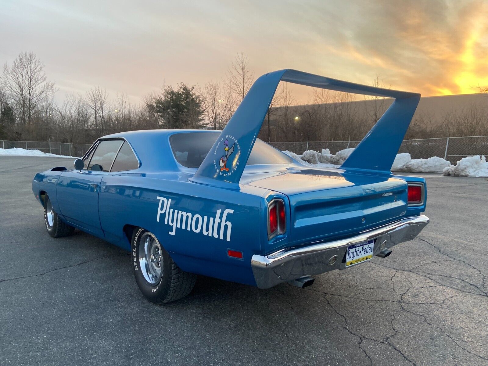 Plymouth-Superbird-Coupe-1970-Blue-Black-99999-7