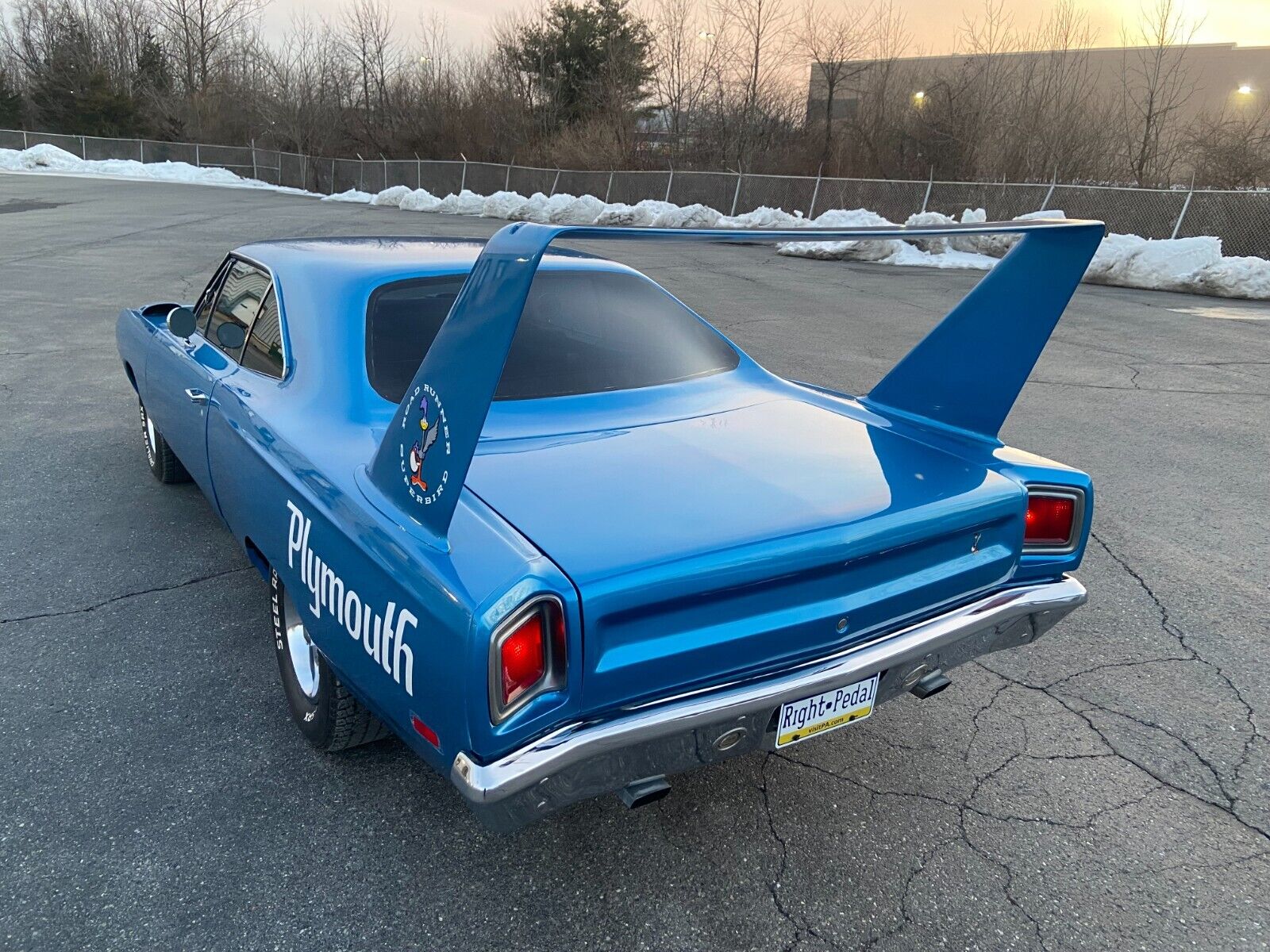 Plymouth-Superbird-Coupe-1970-Blue-Black-99999-8