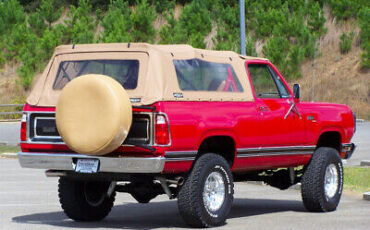 Plymouth-Trail-Duster-SUV-1979-Red-Tan-1267-1