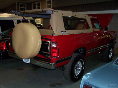 Plymouth-Trail-Duster-SUV-1979-Red-Tan-1267-17