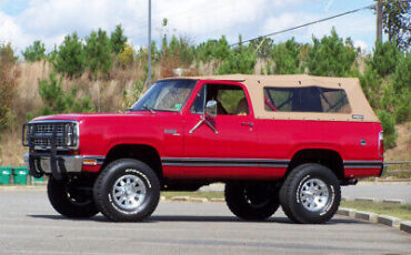 Plymouth-Trail-Duster-SUV-1979-Red-Tan-1267-5