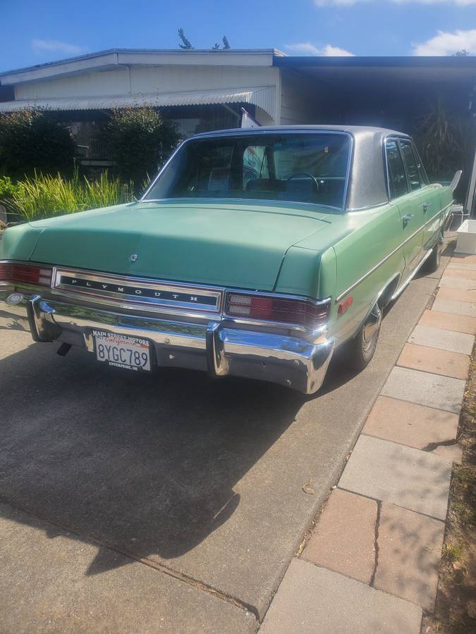 Plymouth-Valiant-1975-green-126896-4