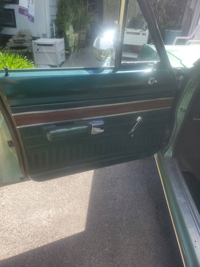 Plymouth-Valiant-1975-green-126896-9