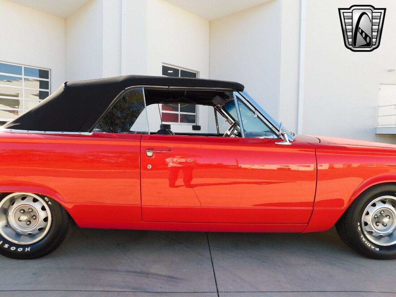 Plymouth-Valiant-Cabriolet-1966-Red-Black-259-11