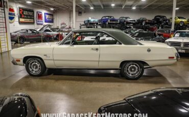 Plymouth-Valiant-Scamp-Coupe-1972-White-Green-28297-2