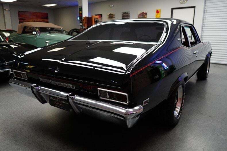 Pontiac-Acadian-1969-Black-Red-115712-9