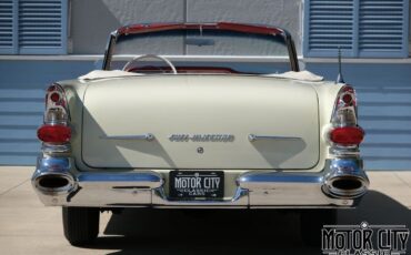 Pontiac-Bonneville-1957-Red-42076-3