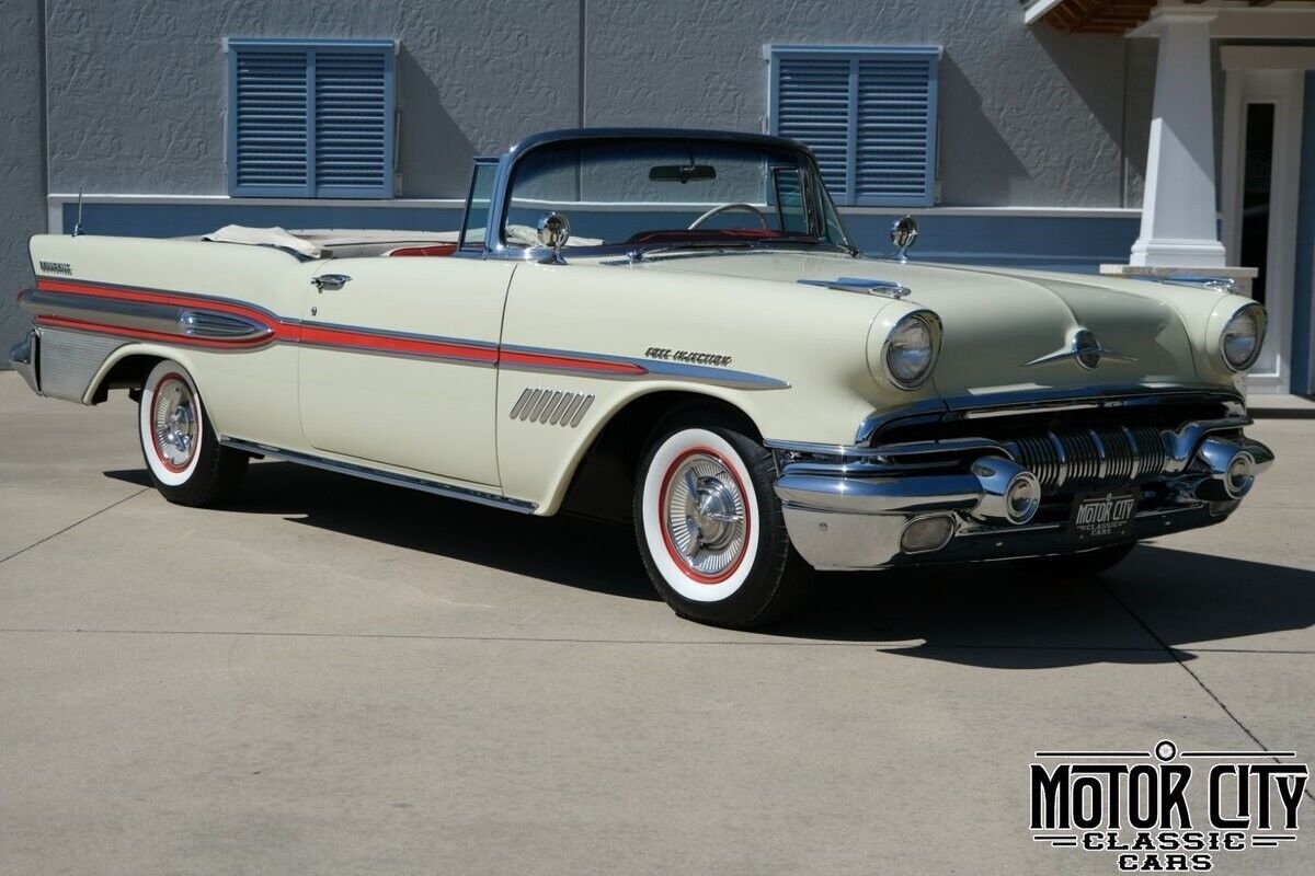 Pontiac Bonneville  1957 à vendre