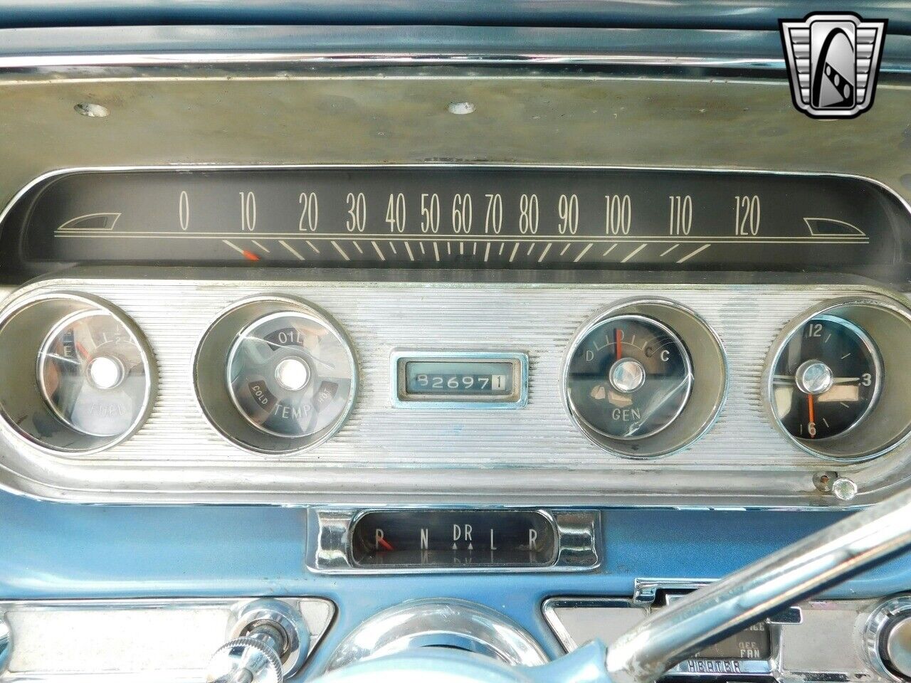 Pontiac-Bonneville-1960-White-Blue-133088-11