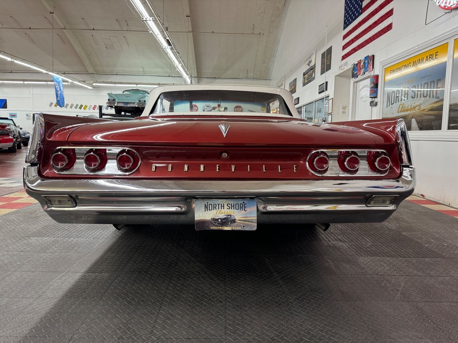 Pontiac-Bonneville-1961-Burgundy-Burgundy-16821-13