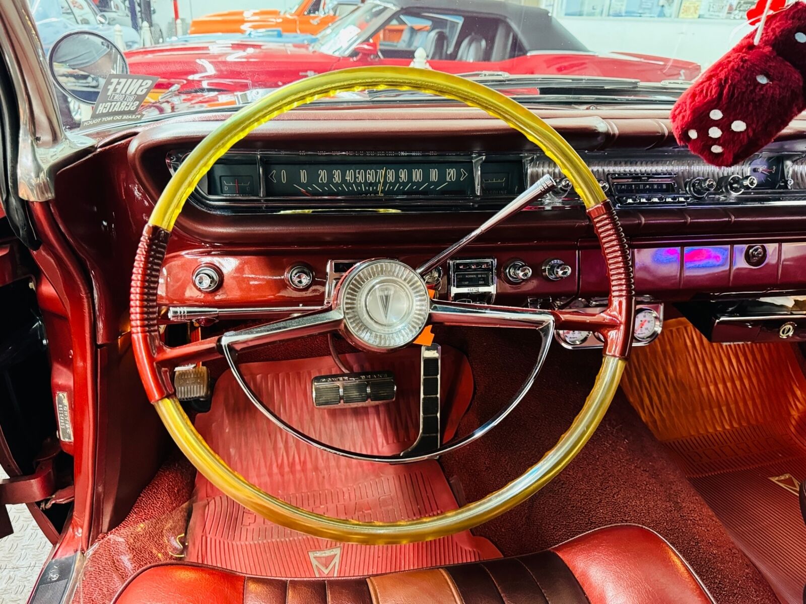 Pontiac-Bonneville-1961-Burgundy-Burgundy-16821-35