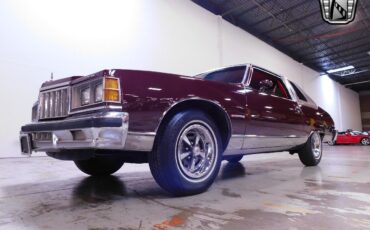 Pontiac-Bonneville-1978-Burgundy-Red-5621-7