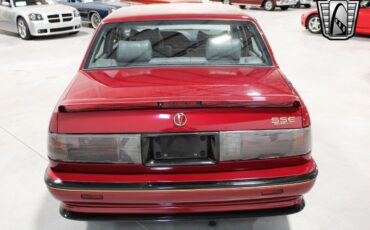 Pontiac-Bonneville-Berline-1988-Red-Gray-23670-5