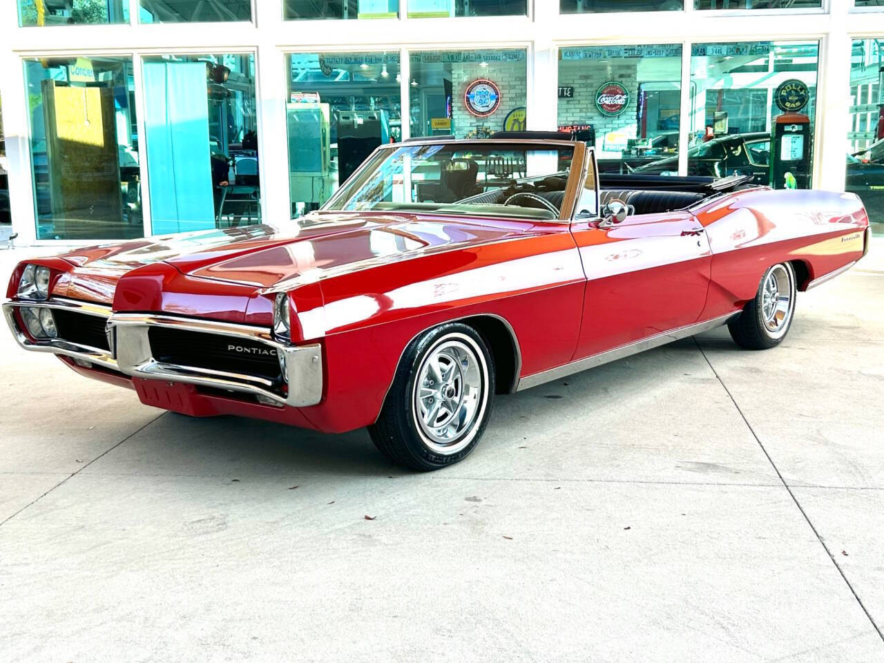 Pontiac-Bonneville-Break-1967-Red-Black-90062-11