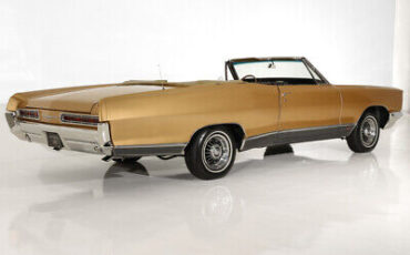 Pontiac-Bonneville-Cabriolet-1966-Gold-Black-0-11