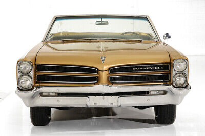 Pontiac-Bonneville-Cabriolet-1966-Gold-Black-0-3