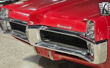 Pontiac-Bonneville-Cabriolet-1967-Red-Parchment-141233-8