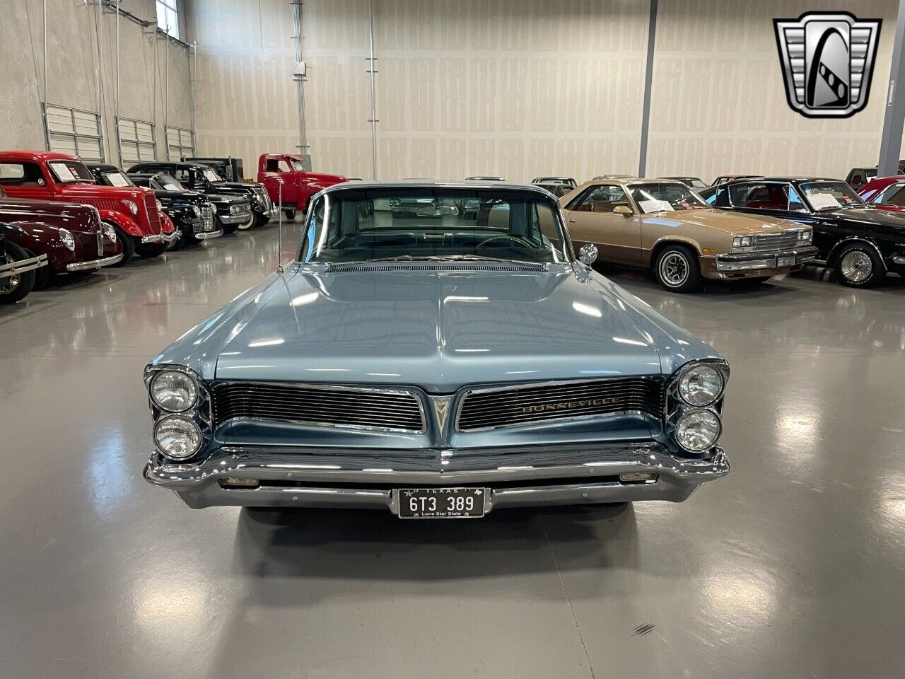 Pontiac-Bonneville-Coupe-1963-Blue-Blue-133617-2