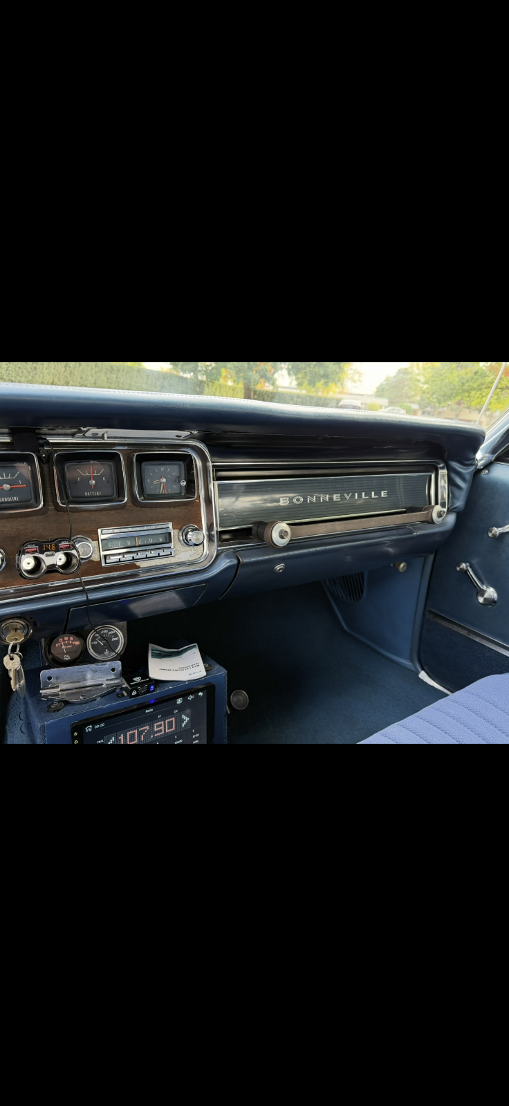 Pontiac-Bonneville-Coupe-1966-Blue-Blue-106217-14