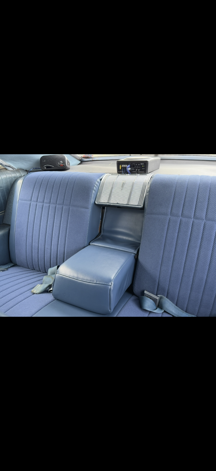 Pontiac-Bonneville-Coupe-1966-Blue-Blue-106217-18