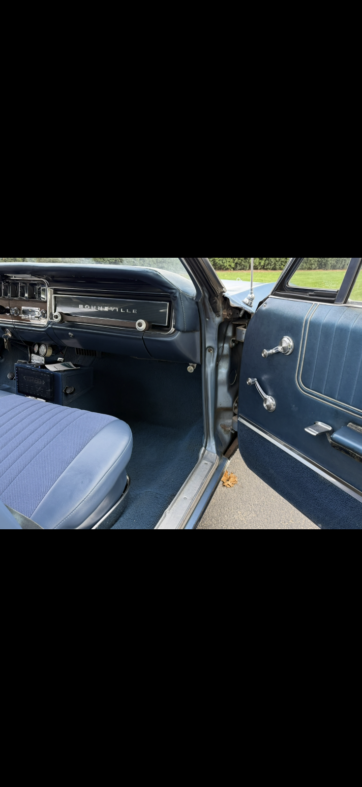 Pontiac-Bonneville-Coupe-1966-Blue-Blue-106217-21