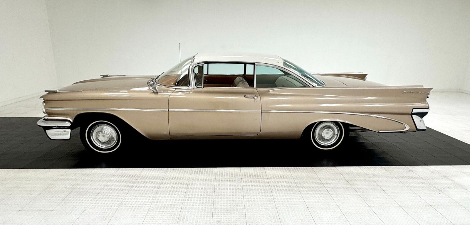 Pontiac-Catalina-1959-Canyon-Copper-Brown-107841-1