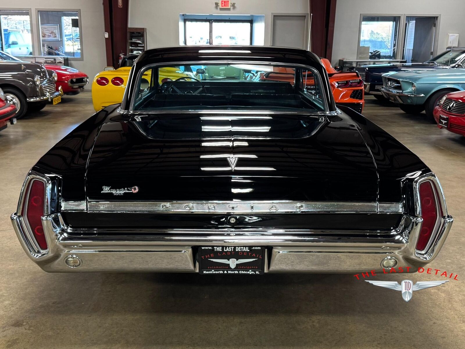 Pontiac-Catalina-1964-Black-Black-89121-3