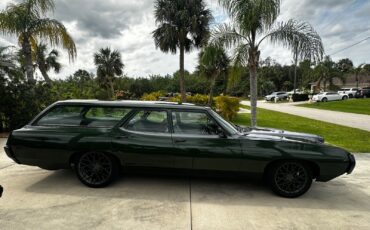 Pontiac-Catalina-Break-1969-Green-and-Gray-silver-green-and-beige-0-16