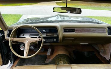 Pontiac-Catalina-Break-1969-Green-and-Gray-silver-green-and-beige-0-29