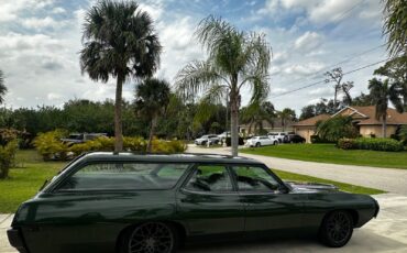 Pontiac-Catalina-Break-1969-Green-and-Gray-silver-green-and-beige-0-7