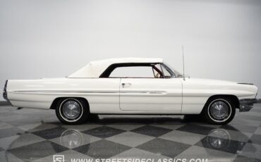 Pontiac-Catalina-Cabriolet-1961-White-Red-159853-11