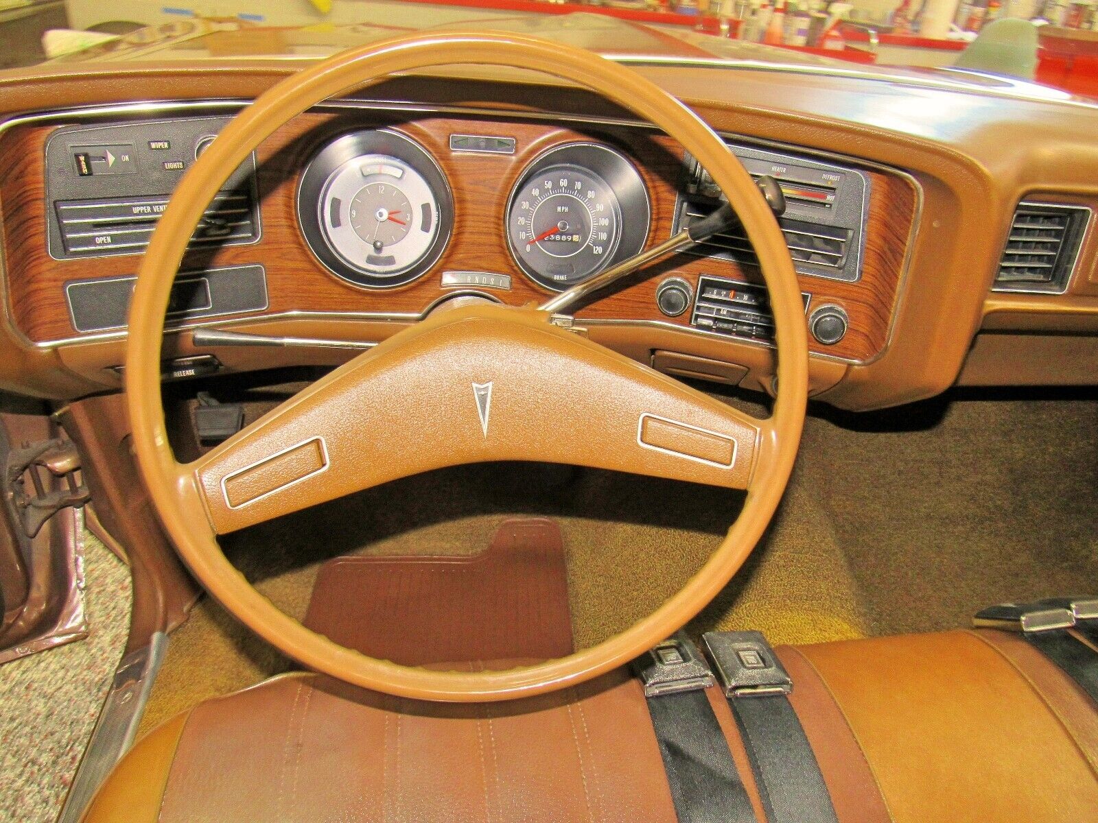 Pontiac-Catalina-Coupe-1972-Cinnamon-Bronze-Metallic-Dark-Saddle-38463-21