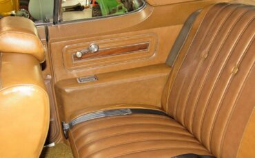 Pontiac-Catalina-Coupe-1972-Cinnamon-Bronze-Metallic-Dark-Saddle-38463-27