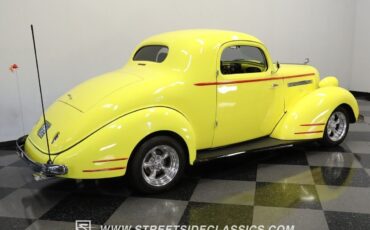 Pontiac-Coupe-Coupe-1935-Yellow-Gray-35406-11